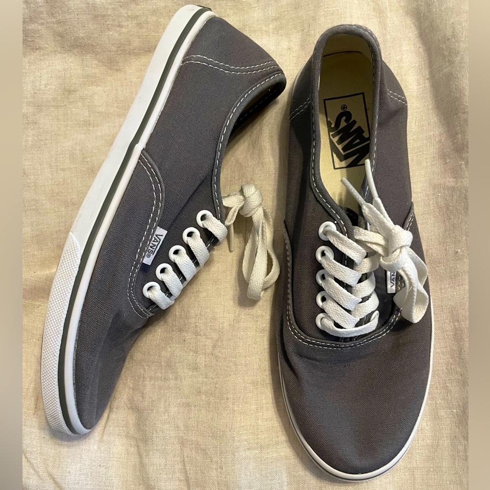 Women’s Vans Grey Skate Shoes